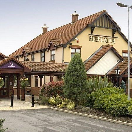 Premier Inn Newcastle - Gosforth/Крамлінґтон Екстер'єр фото
